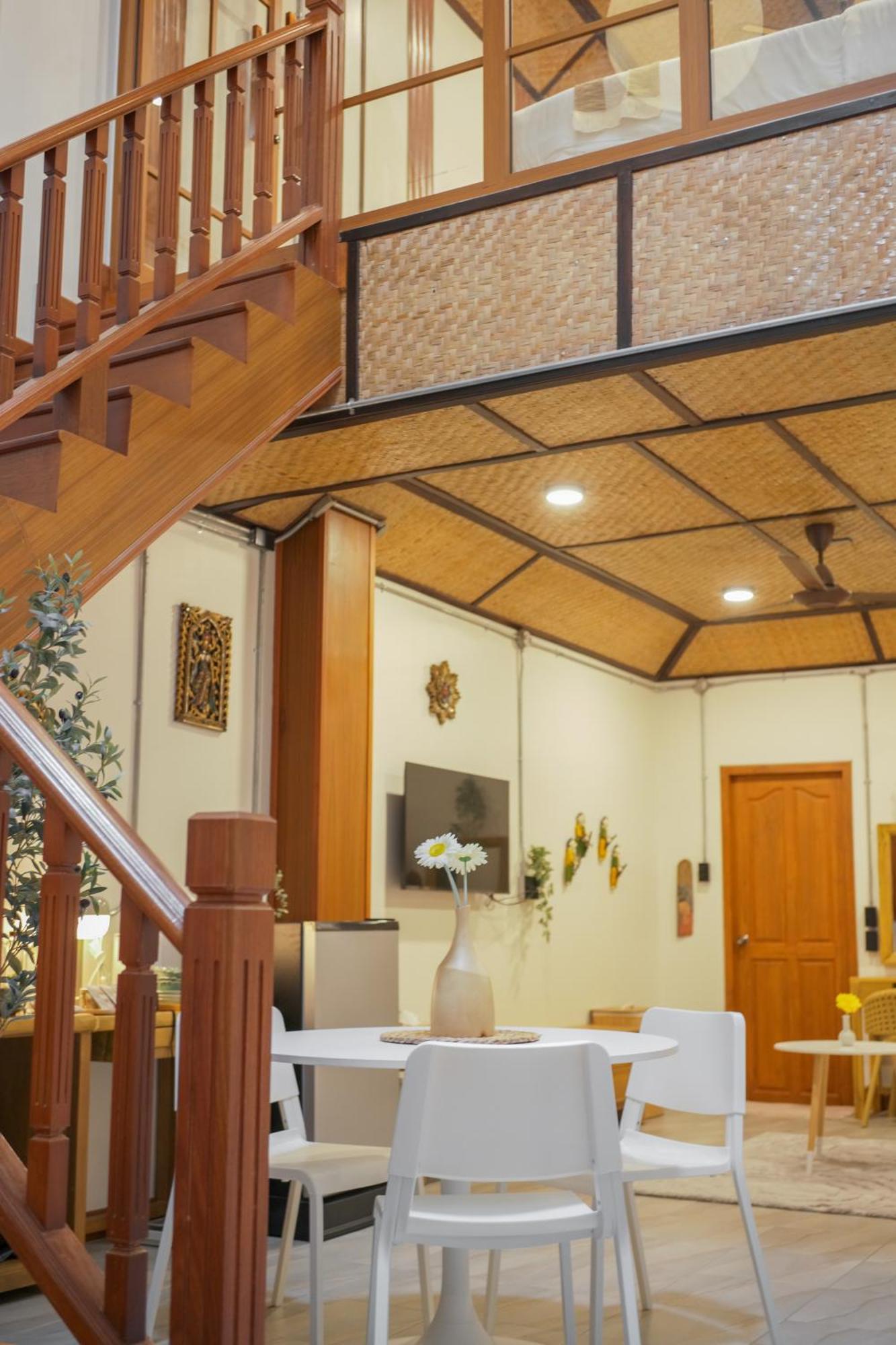 Buri Gallery House Τσιάνγκ Μάι Εξωτερικό φωτογραφία