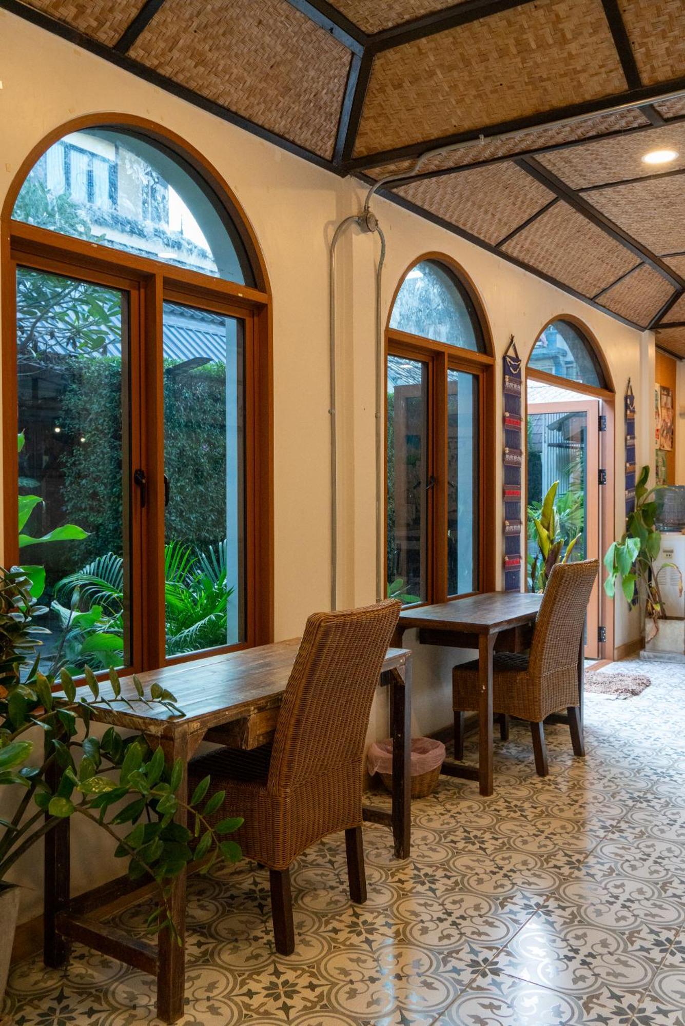Buri Gallery House Τσιάνγκ Μάι Εξωτερικό φωτογραφία